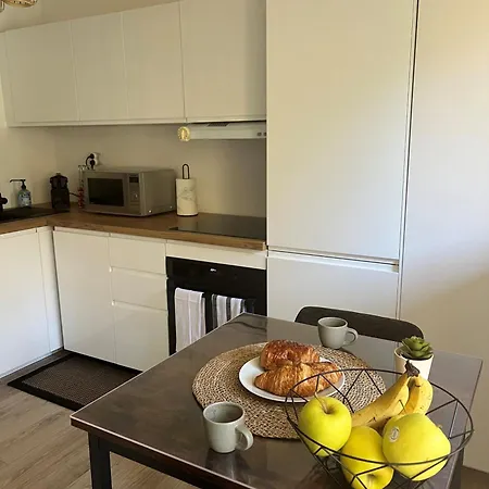 Proche De Toutes Commodites - Ouest