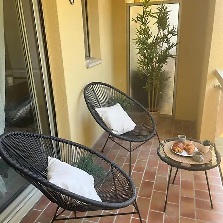Proche De Toutes Commodites - Ouest *